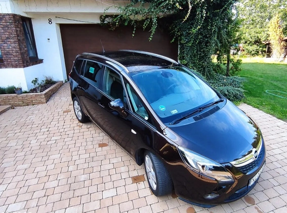 Opel Zafira cena 31900 przebieg: 207854, rok produkcji 2014 z Tolkmicko małe 22